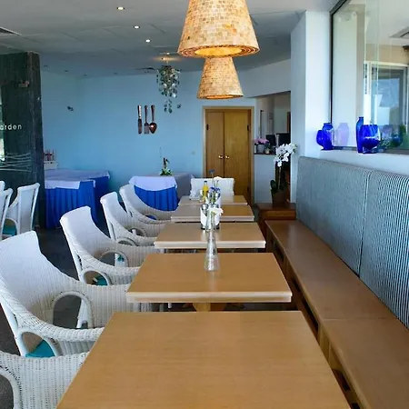 South Pearl Apartment