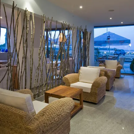 South Pearl Apartment *